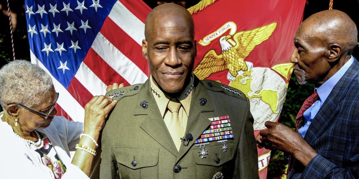 Le Général Langley découvre les programmes de l’ONG Acte Academy